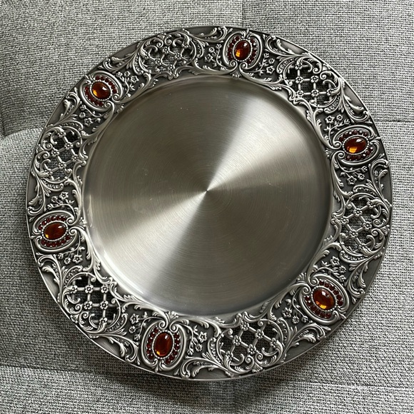 pewter decanter with cups & tray - Picture 3 of 17